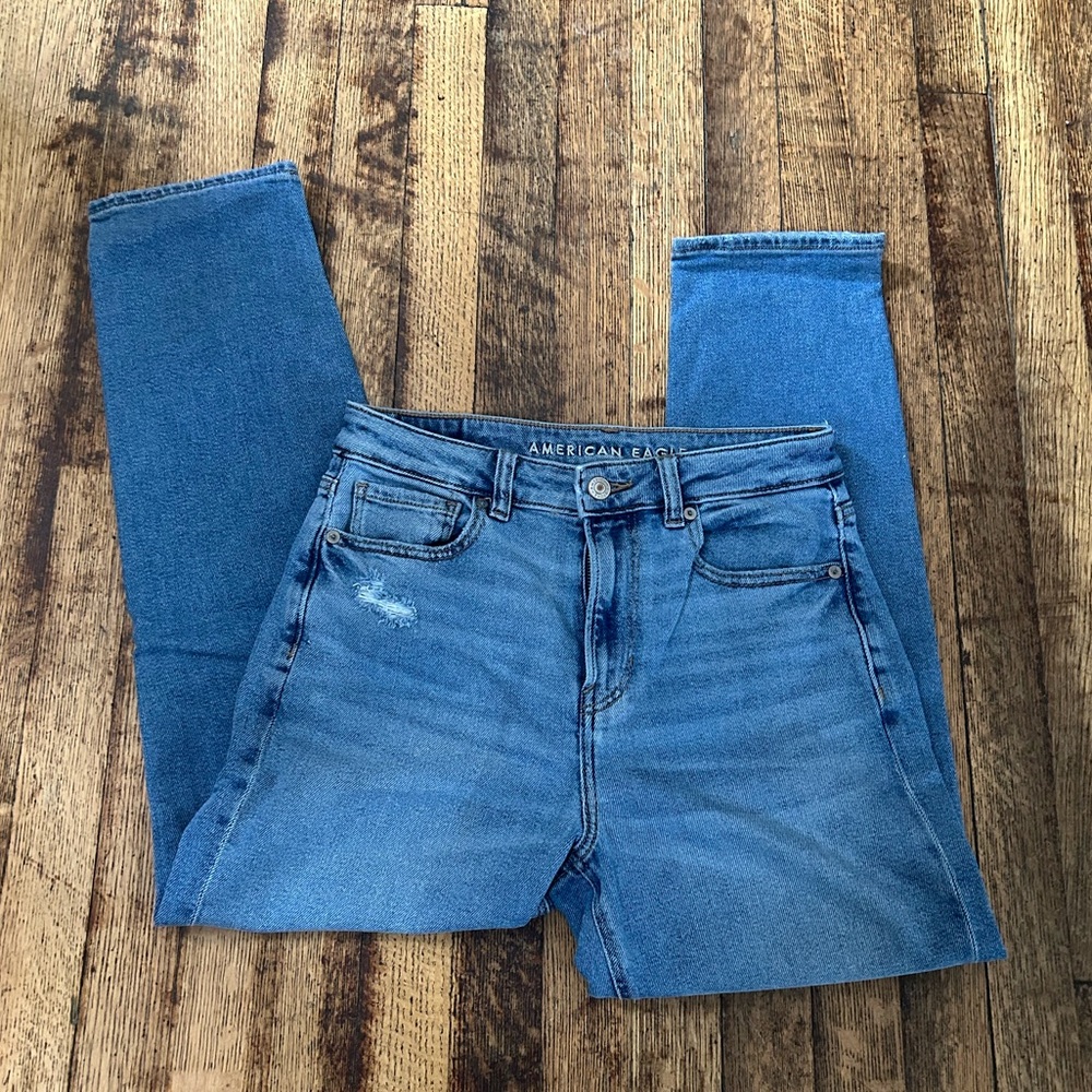 American Eagle Mom Jeans